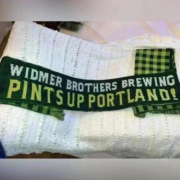 Portland Timbers Widmer Beer scarf - Picture 2 of 2